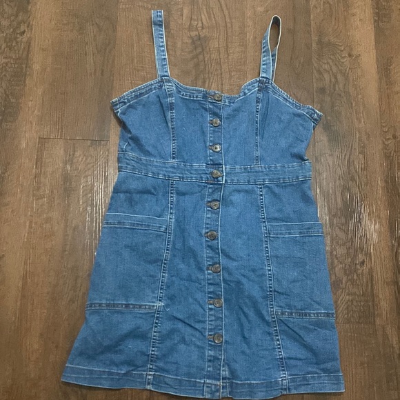 Dresses & Skirts - Denim Buttoned Dress